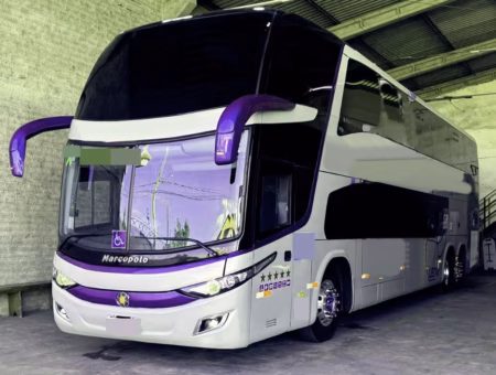 Ônibus Marcopolo Paradiso 1800 DD G7 Volvo B11R 2017 seminovo à venda, código 831 - foto 01