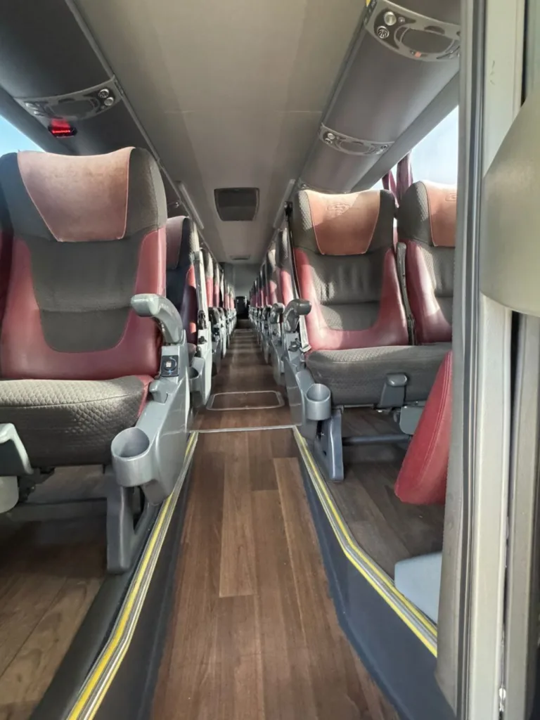 Ônibus Marcopolo Paradiso 1200 G7 Mercedes-Benz O500 RS 2020 seminovo à venda, código 393 - foto 06