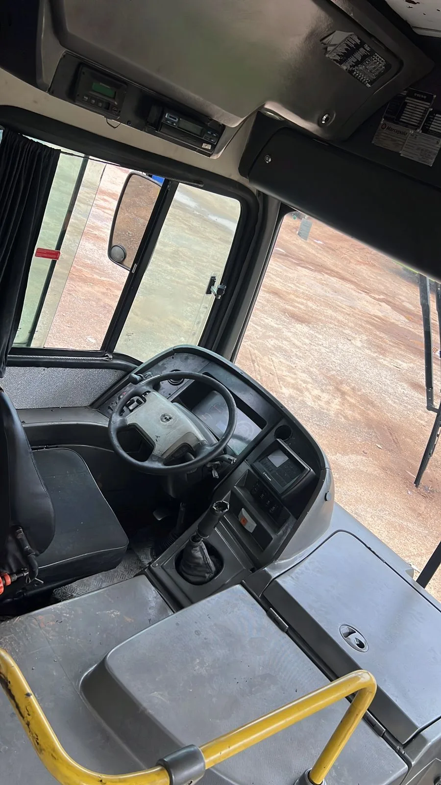 Ônibus Marcopolo Torino Volvo B270F 2015 seminovo à venda, código 310 - foto 06