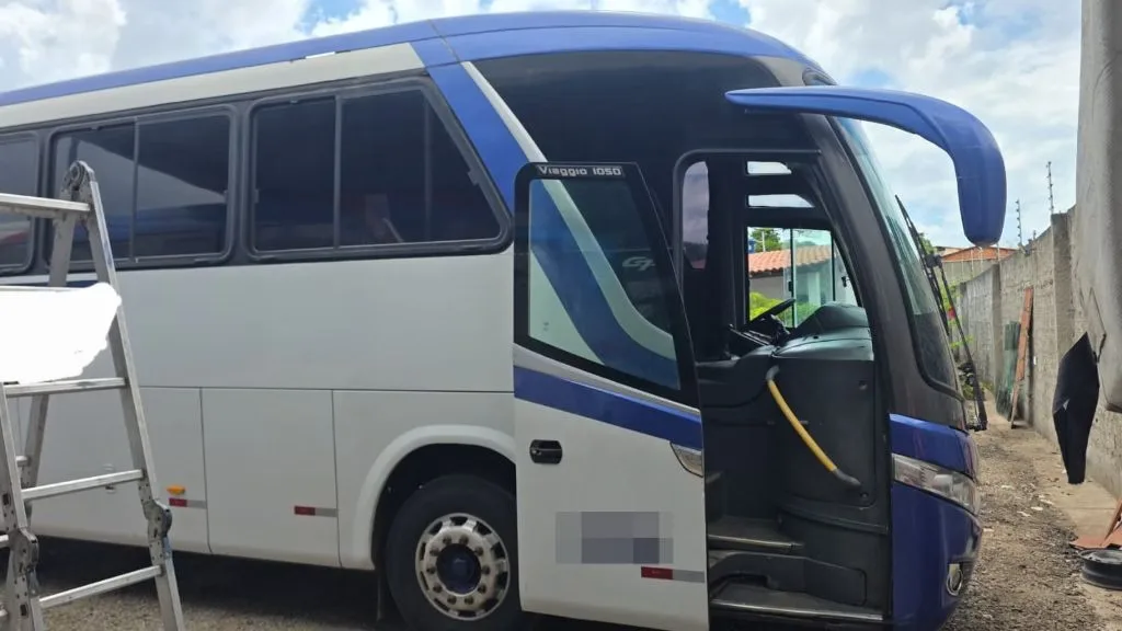 Ônibus Marcopolo Viaggio 1050 G7 VW 17.260 2015 seminovo à venda, código 609 - foto 01
