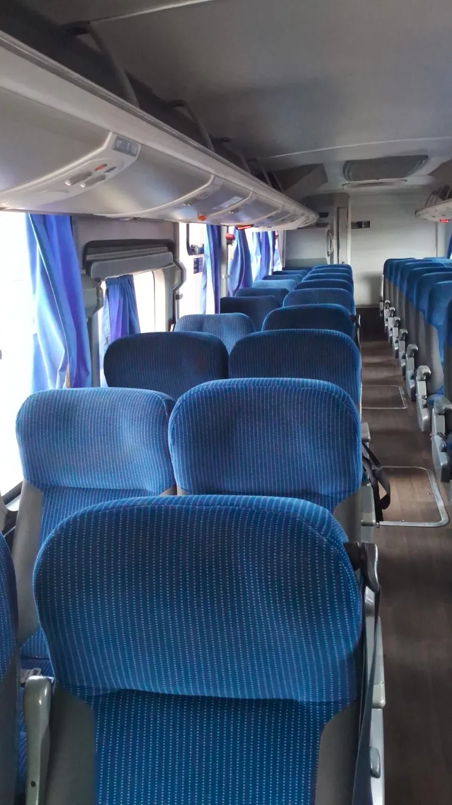 Ônibus Marcopolo Viaggio 900 G7 OF 1724 2021 seminovo à venda, código 191 - foto 06