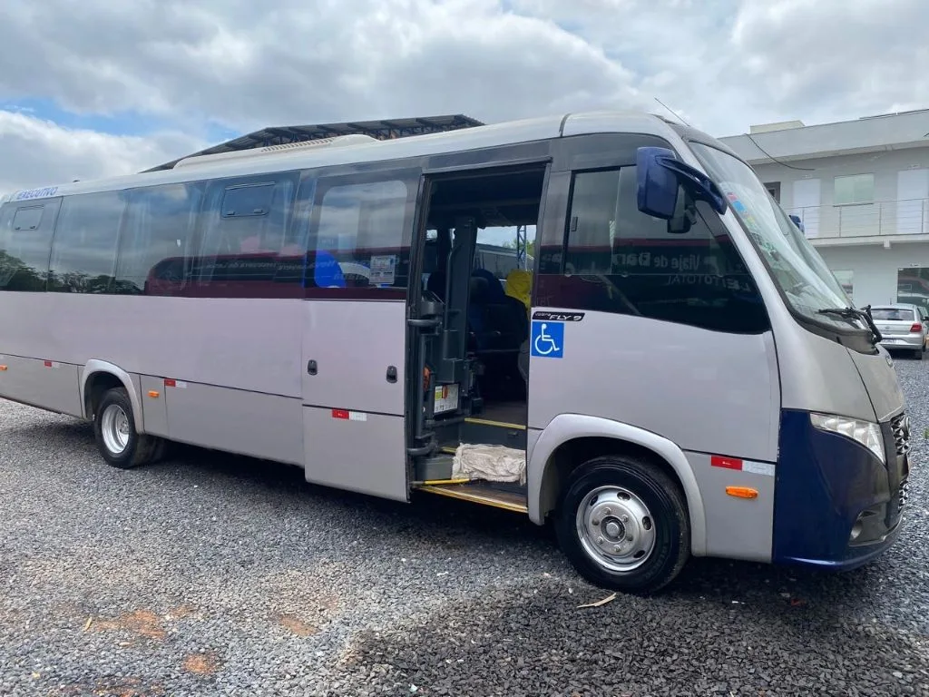 Ônibus Marcopolo Volare Fly 9 Agrale Luxo 2024 seminovo à venda, código 820 - foto 01