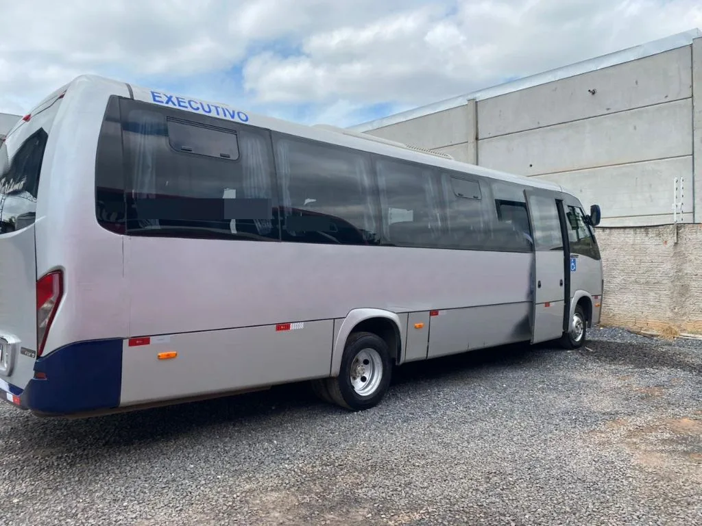 Ônibus Marcopolo Volare Fly 9 Agrale Luxo 2024 seminovo à venda, código 820 - foto 03