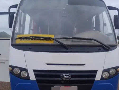 Ônibus Marcopolo Volare V8L Cummins 2015 seminovo à venda, código 748 - foto 01