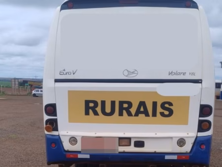 Ônibus Marcopolo Volare V8L Cummins 2015 seminovo à venda, código 748 - foto 04