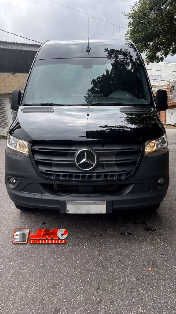 Ônibus Mercedes-Benz Sprinter 416 CDI Van Executiva Luxo 2022 seminovo à venda, código 217 - foto 03