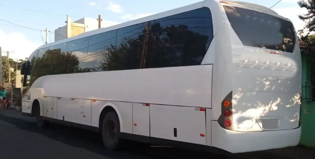 Ônibus Neobus New Road 340 OF 1721 2015 seminovo à venda, código 209 - foto 03