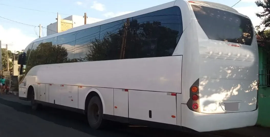 Ônibus Neobus New Road 340 OF 1721 2015 seminovo à venda, código 209 - foto 03