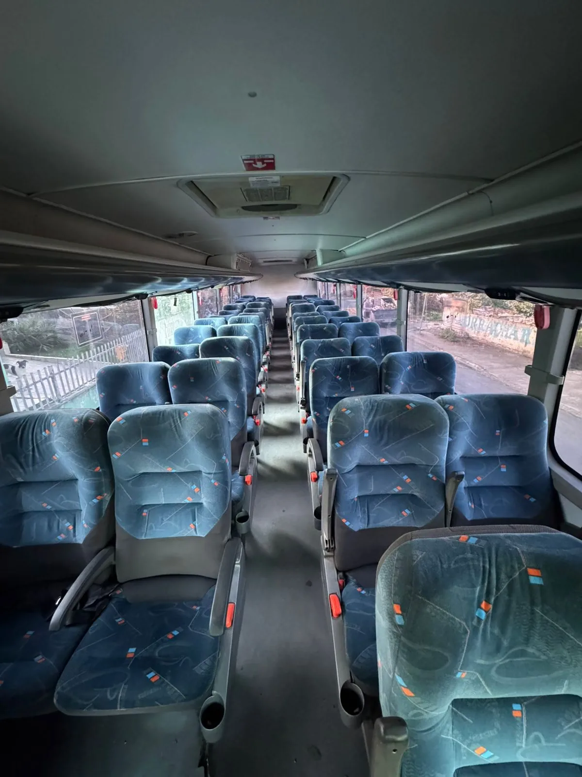 Ônibus Neobus New Road 340 OF 1721 2015 seminovo à venda, código 209 - foto 06