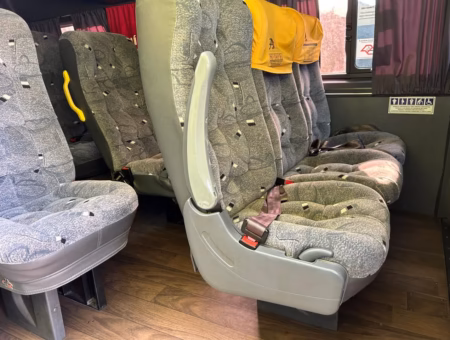 Ônibus RENAULT MASTER L3H2 COMPLETA JM 2019 seminovo à venda, código 168 - foto 04