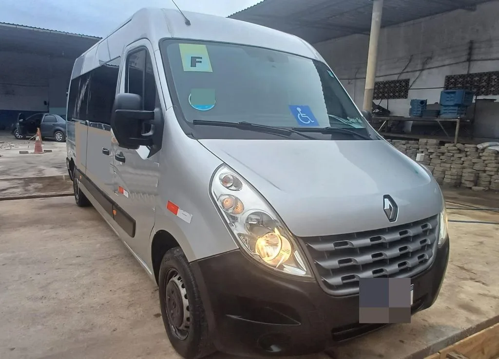 Ônibus Renault Master L3H2 Luxo 2020 seminovo à venda, código 173 - foto 01