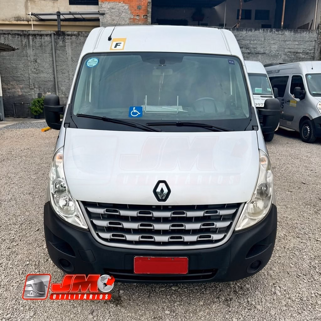 Ônibus Renault Van Master L3H2 2019 seminovo à venda, código 223 - foto 02