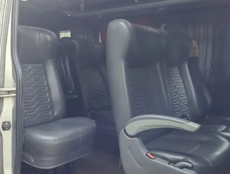 Ônibus Renault Van Master L3H2 2019 seminovo à venda, código 223 - foto 06