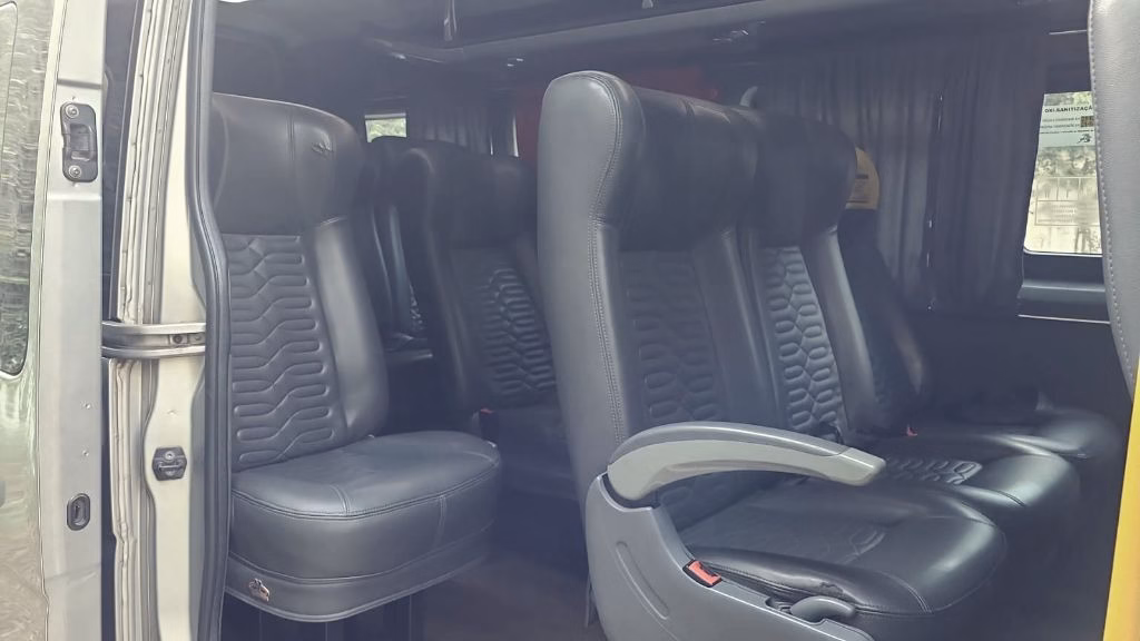 Ônibus Renault Van Master L3H2 2019 seminovo à venda, código 223 - foto 06