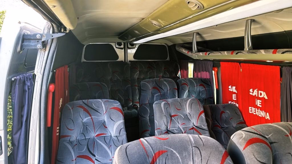 Ônibus Renault Van Master L3H2 2020 seminovo à venda, código 230 - foto 09