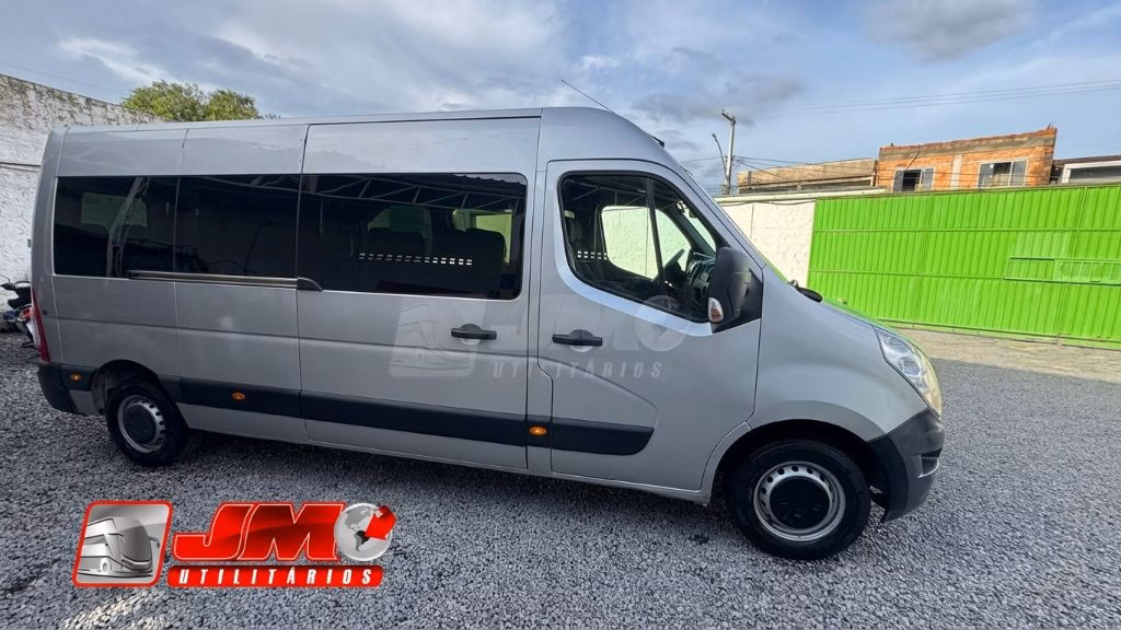 Ônibus Renault Van Master L3H2 2022 seminovo à venda, código 108 - foto 03