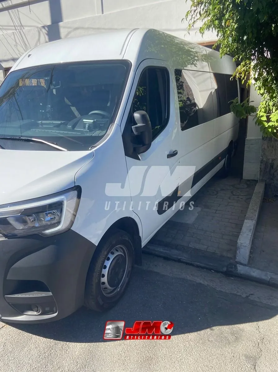 Ônibus Renault Van Master L3H2 2025 seminovo à venda, código 238 - foto 03