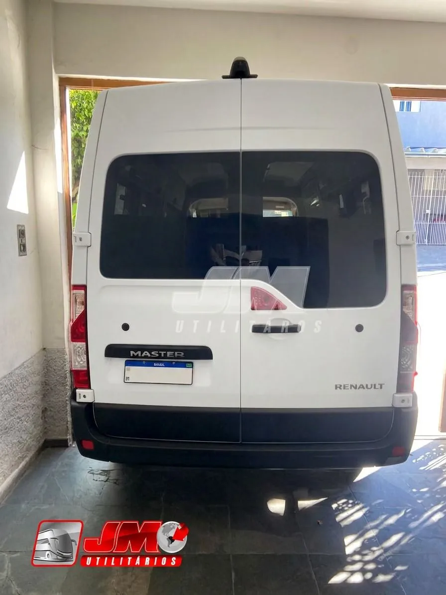 Ônibus Renault Van Master L3H2 2025 seminovo à venda, código 238 - foto 04
