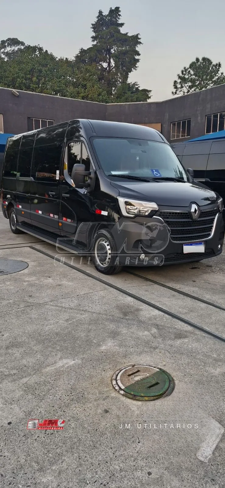 Ônibus Renault Van Master L3H2 2026 seminovo à venda, código 330 - foto 01
