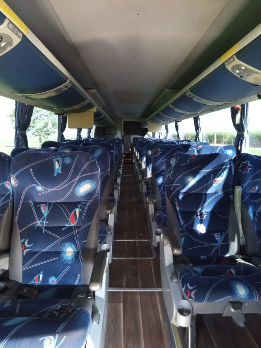 Ônibus Marcopolo Paradiso 1200 G7 Scania K340 2012 seminovo à venda, código 21 - foto 05