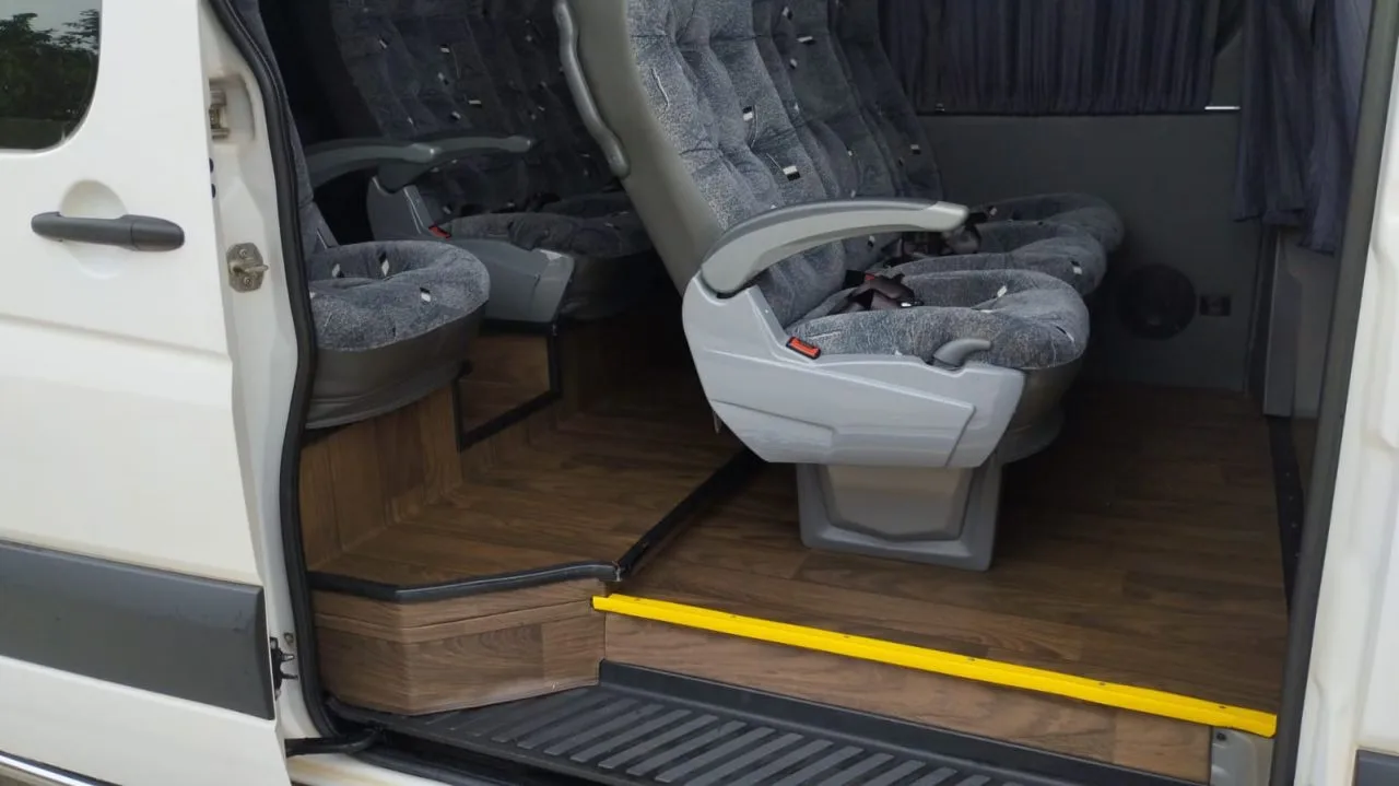 Ônibus Sprinter CDI 415 executiva de luxo 2019 seminovo à venda, código 161 - foto 06