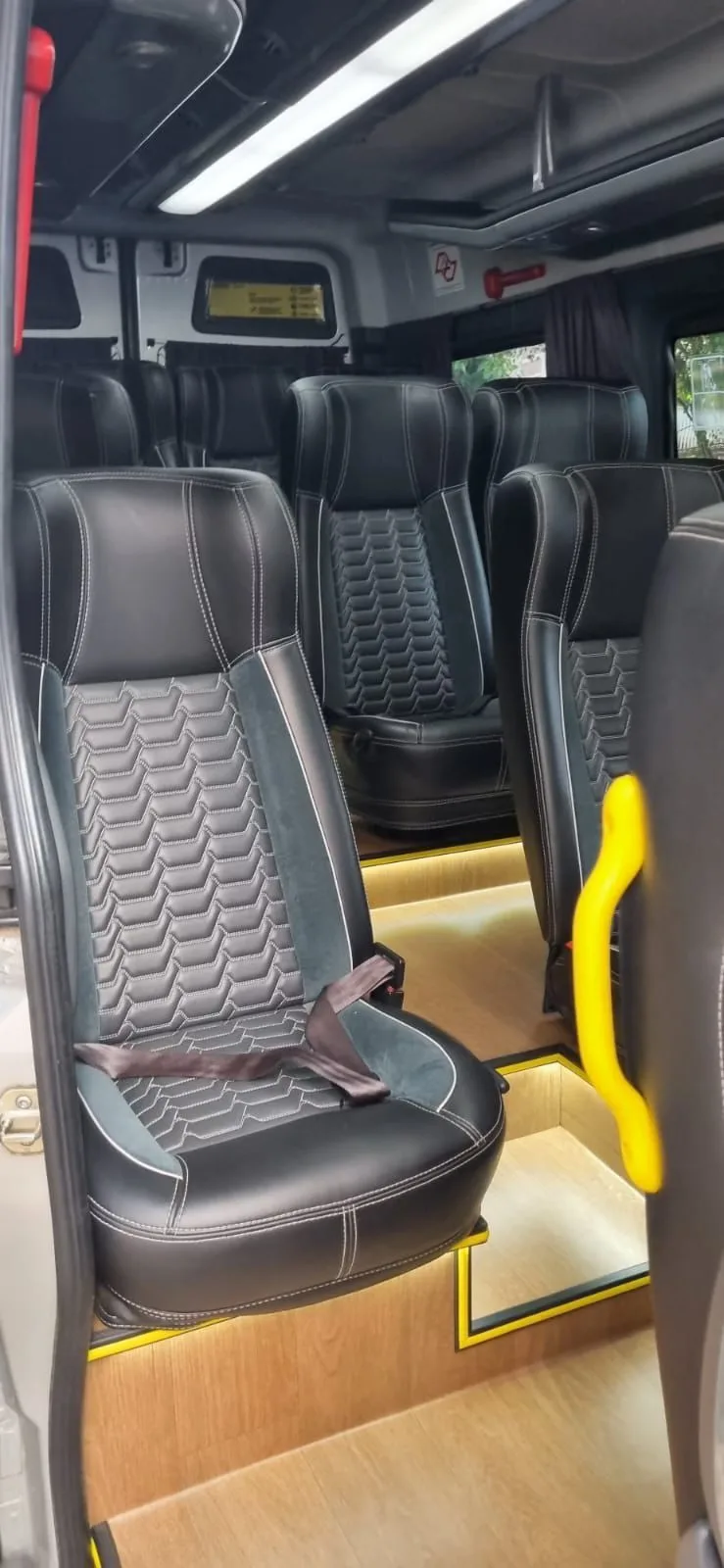 Ônibus Sprinter CDI 415 Longa Marticar Executiva 2019 seminovo à venda, código 461 - foto 07