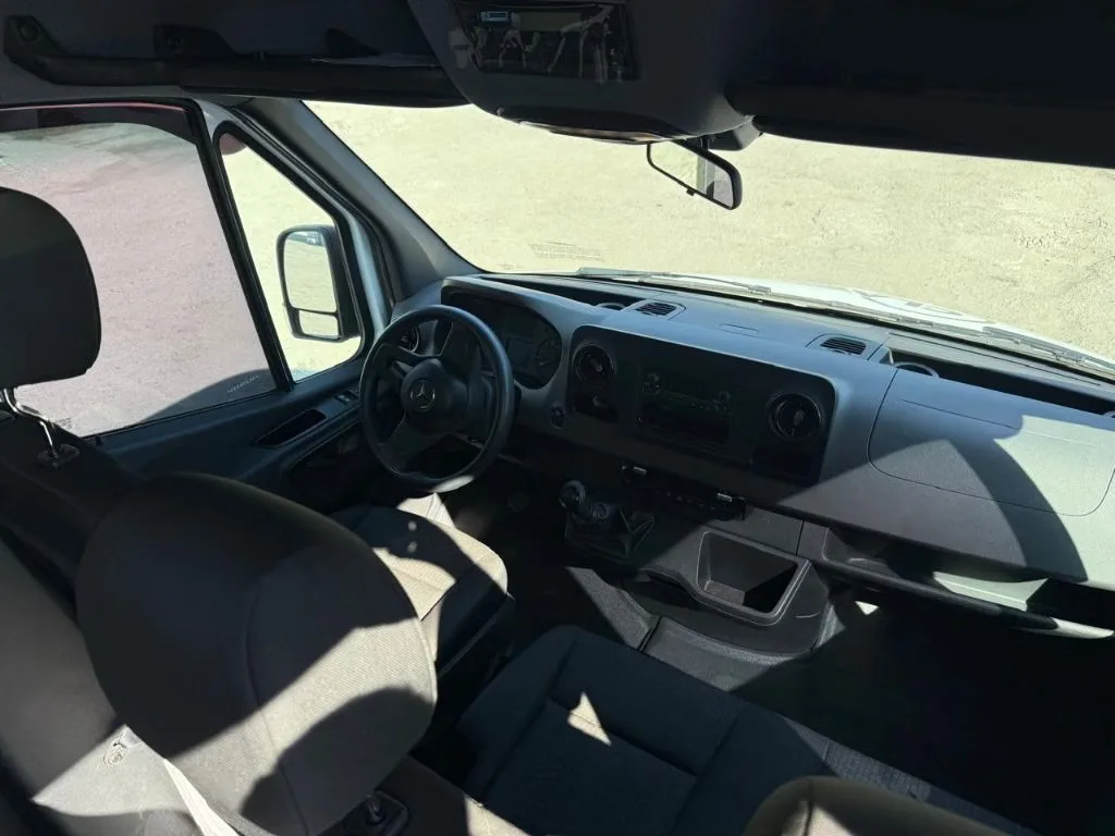 Ônibus Sprinter CDI 416 Curta T.Alto Luxo 2022 seminovo à venda, código 881 - foto 05