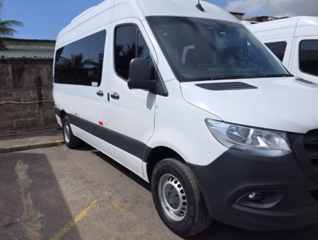 Ônibus SPRINTER CDI 417 CURTA T.ALTO LUXO JM 2024 seminovo à venda, código 155 - foto 01