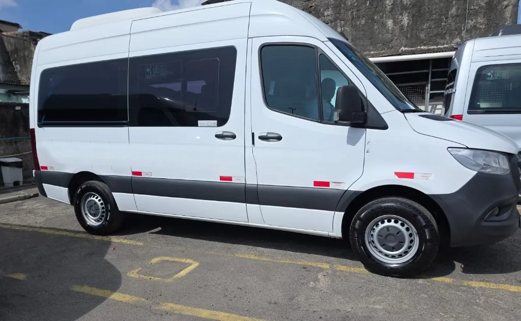 Ônibus SPRINTER CDI 417 CURTA T.ALTO LUXO JM 2024 seminovo à venda, código 155 - foto 04