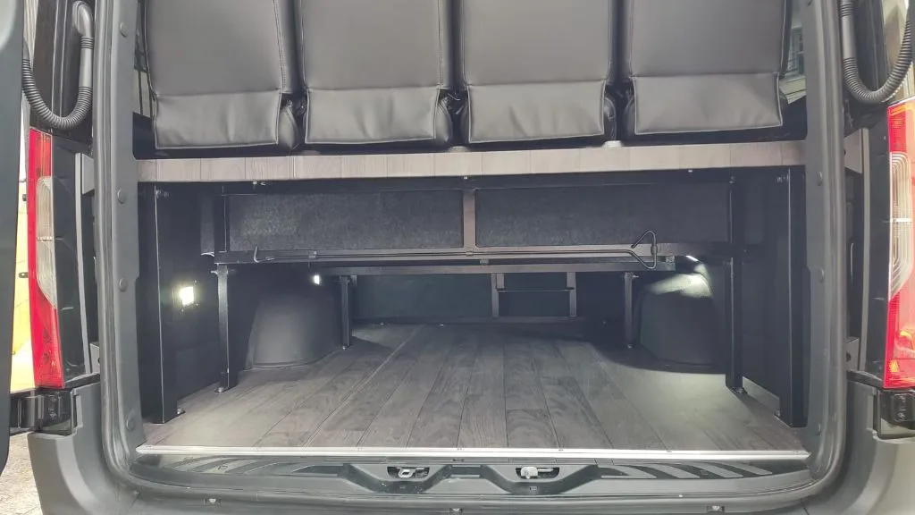 Ônibus Sprinter CDI 417 Van 2025 seminovo à venda, código 722 - foto 03