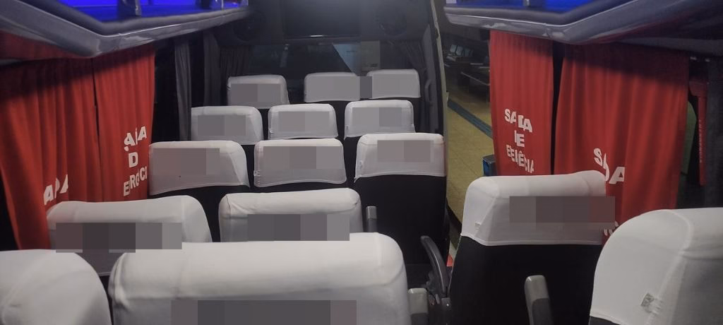 Ônibus Sprinter Van 415 CDI Longa 2018 seminovo à venda, código 867 - foto 09