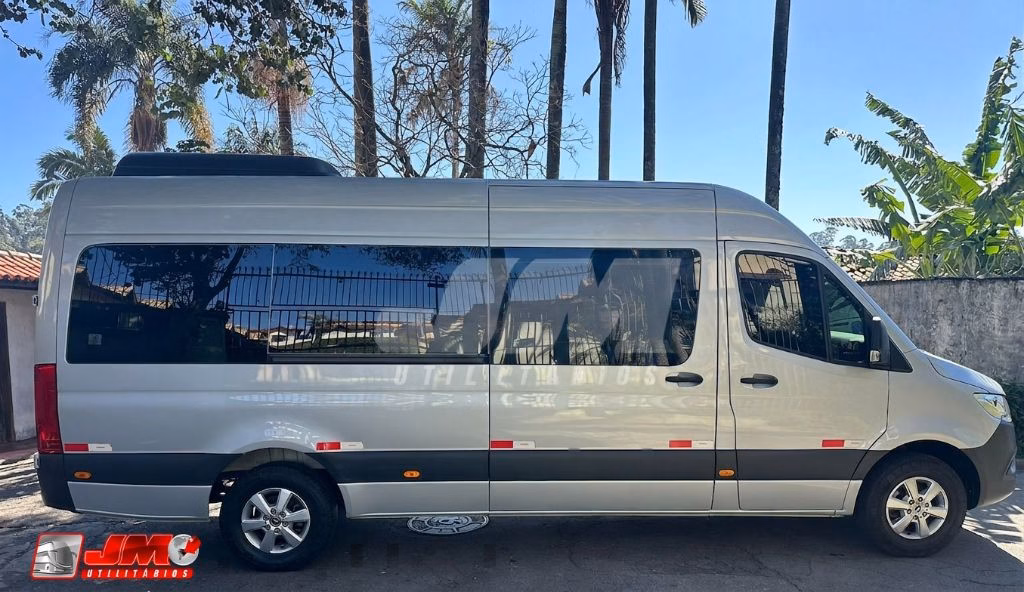 Ônibus Sprinter Van 417 CDI 2024 seminovo à venda, código 237 - foto 02