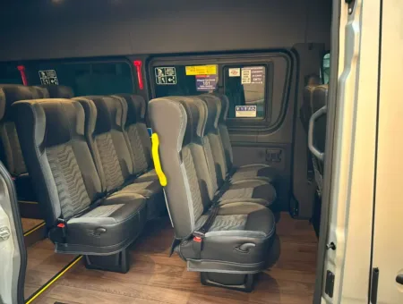 Ônibus Sprinter Van 417 CDI 2024 seminovo à venda, código 237 - foto 04