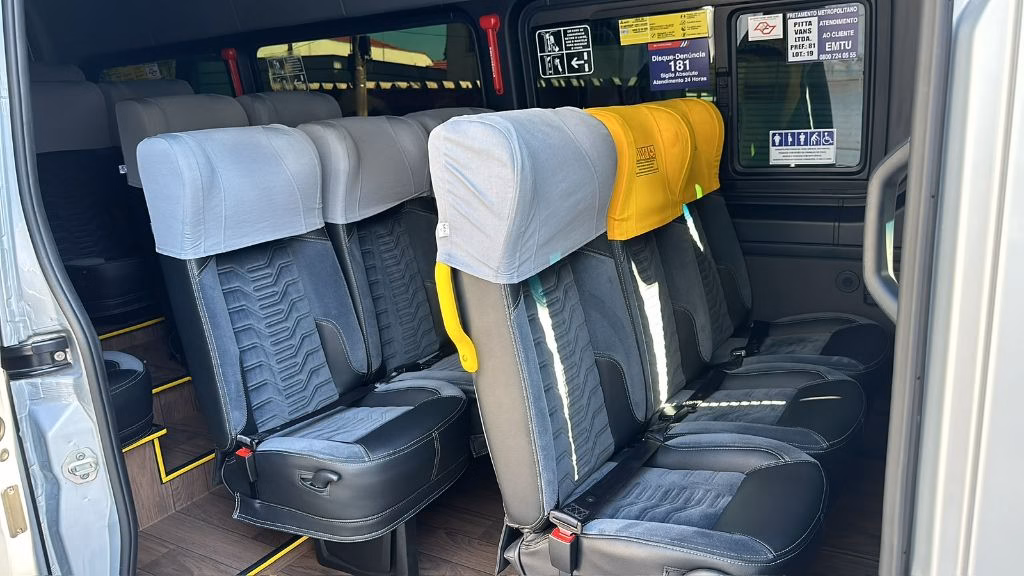 Ônibus Sprinter Van 417 CDI 2024 seminovo à venda, código 237 - foto 05