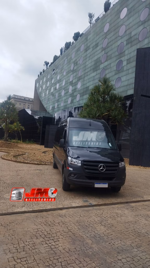 Ônibus Sprinter Van 417 CDI 2026 seminovo à venda, código 208 - foto 01