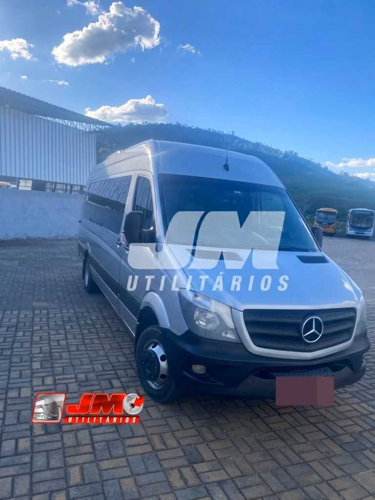 Ônibus Sprinter Van 515 CDI 2018 seminovo à venda, código 45 - foto 01