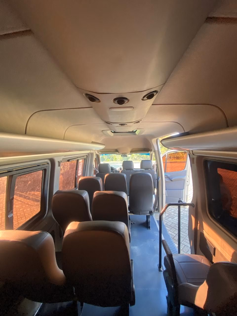 Ônibus Sprinter Van 515 CDI 2018 seminovo à venda, código 45 - foto 09