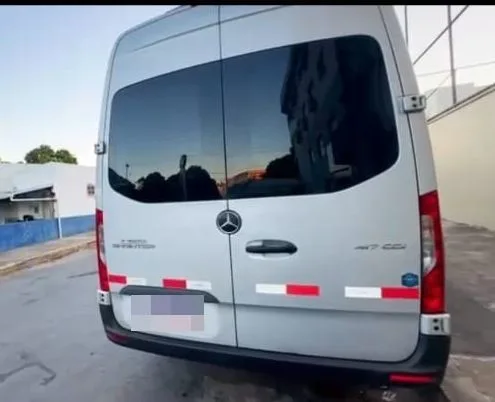 Ônibus Mercedes-Benz Sprinter CDI 417 Executiva Luxo 2026 seminovo à venda, código 59 - foto 04