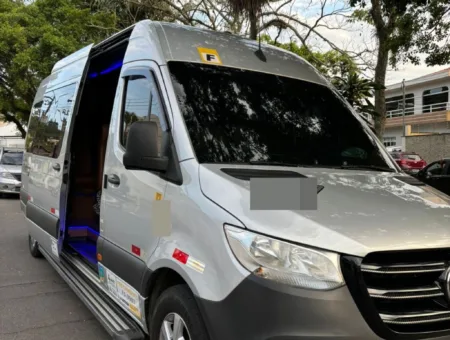 Ônibus Mercedes-Benz Sprinter 416 CDI Executiva 2022 seminovo à venda, código 414 - foto 01