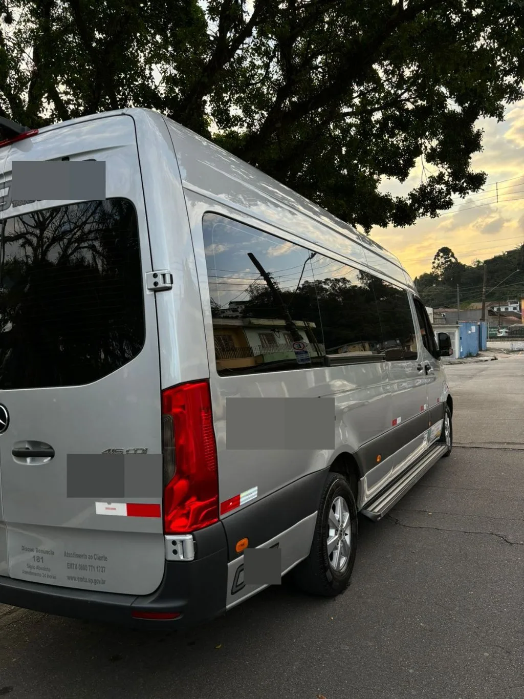 Ônibus Mercedes-Benz Sprinter 416 CDI Executiva 2022 seminovo à venda, código 414 - foto 04
