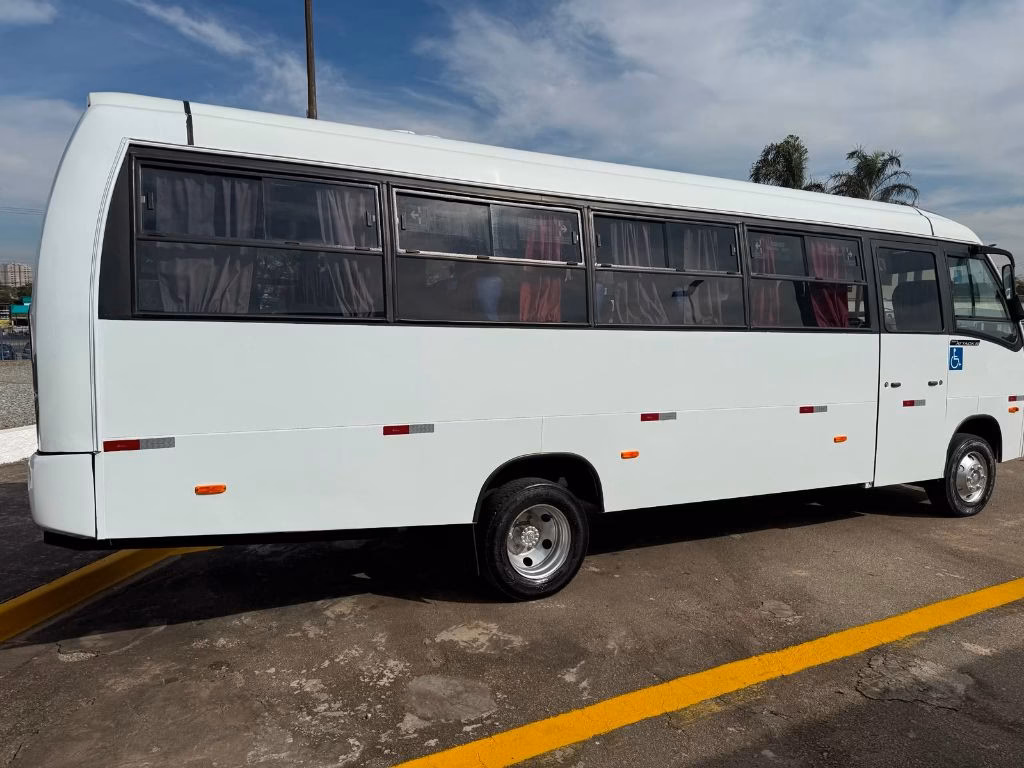Ônibus Volare Micro-onibus Attack 8 Agrale 2024 seminovo à venda, código 1682 - foto 03