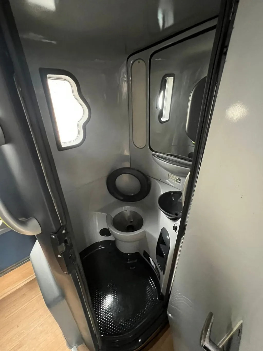 Ônibus Volare Micro-ônibus W9 MWM MaxxForce – 2014 seminovo à venda, código 790 - foto 07