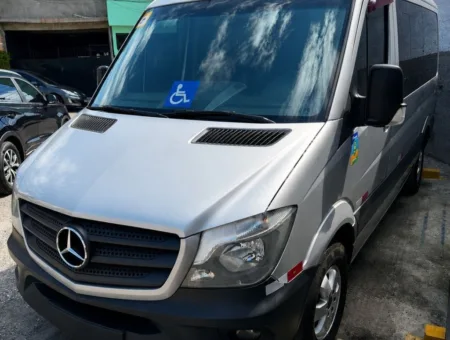 Van Mercedes-Benz Executiva Luxo Sprinter 415 CDI 2019 seminovo à venda, código 355 - foto 02