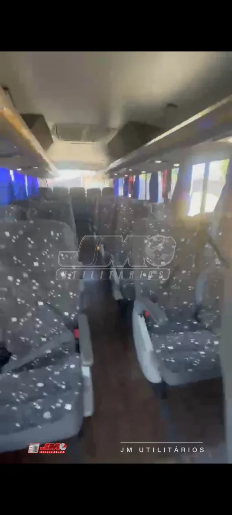Micro-ônibus Comil Piá VW 9.180 2023 seminovo à venda, código 10 - foto 05