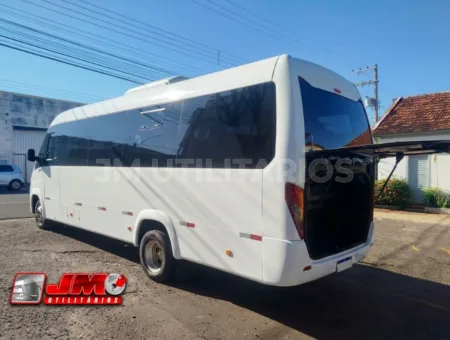 Micro-ônibus Marcopolo Fly 6 Cummins 2020 seminovo à venda, código 520 - foto 04