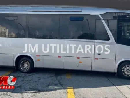 Micro-ônibus Marcopolo Senior executivo, 28 lugares — 2023 seminovo à venda, código 689 - foto 04