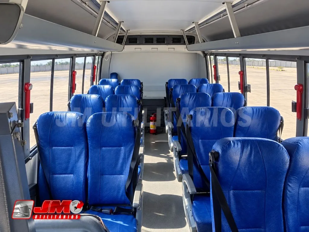 Micro-ônibus Marcopolo Attack 8 2019 seminovo à venda, código 715 - foto 09