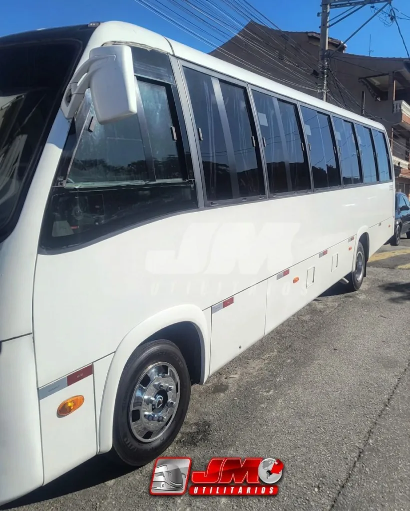 Micro-ônibus Marcopolo W9 2012 seminovo à venda, código 1821 - foto 03
