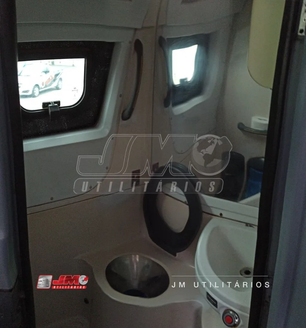 Micro-ônibus Mascarello Gran Micro S4 VW 9.160 2019 seminovo à venda, código 71 - foto 09