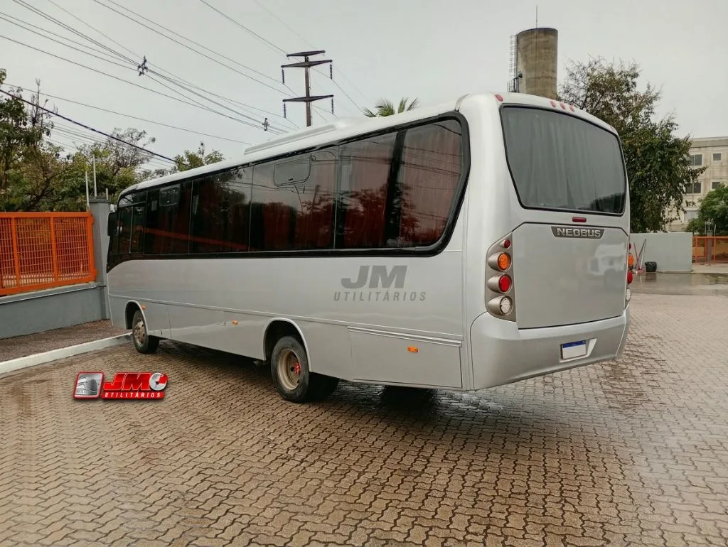 Micro-ônibus Neobus Thunder Plus 2011 seminovo à venda, código 697 - foto 02